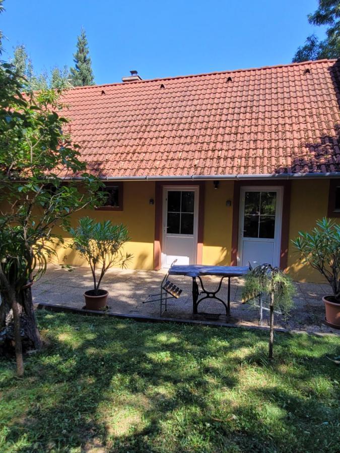 Mohas Vendeghaz Koszeg Mohas Ut 107 Hotell Eksteriør bilde
