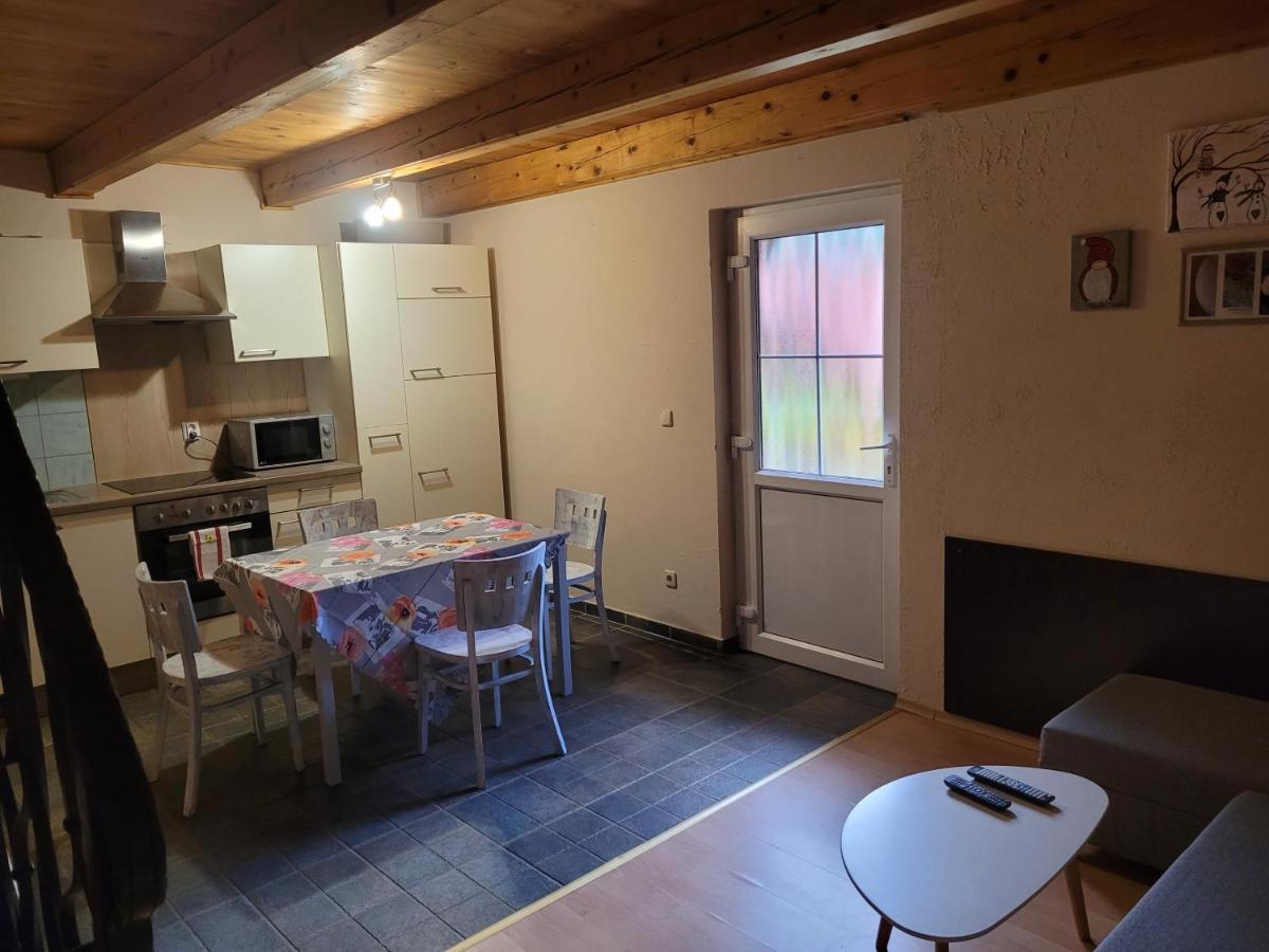 Mohas Vendeghaz Koszeg Mohas Ut 107 Hotell Eksteriør bilde