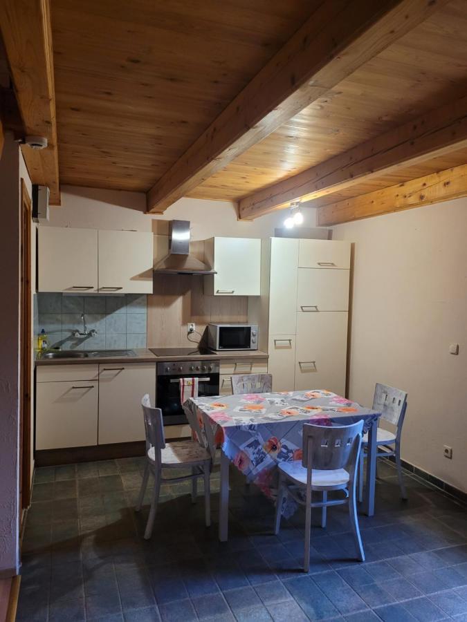 Mohas Vendeghaz Koszeg Mohas Ut 107 Hotell Eksteriør bilde