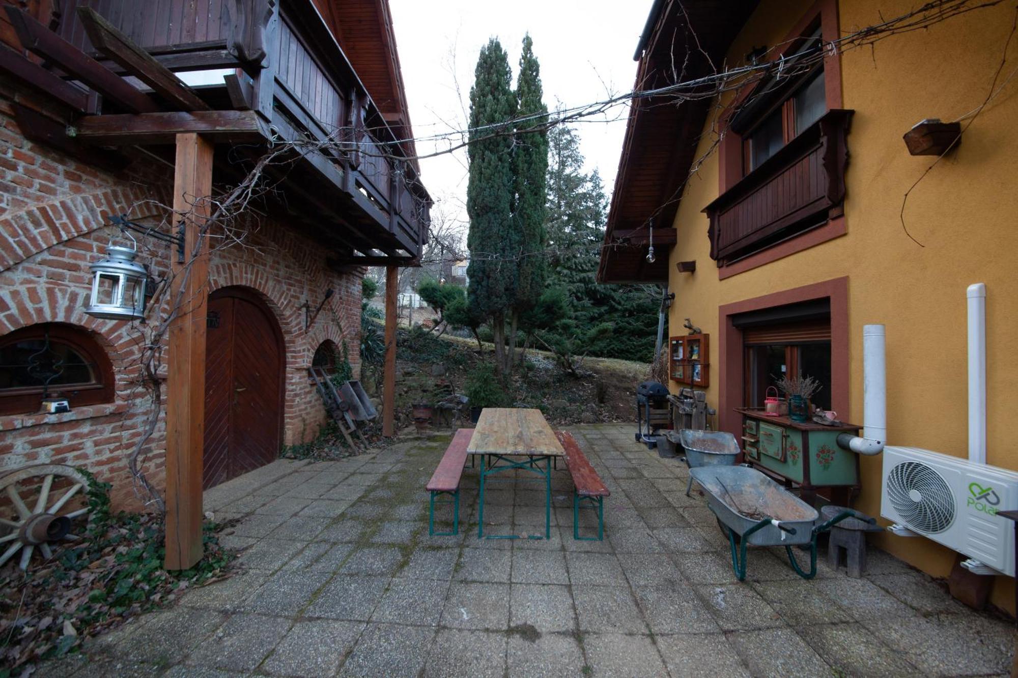 Mohas Vendeghaz Koszeg Mohas Ut 107 Hotell Eksteriør bilde