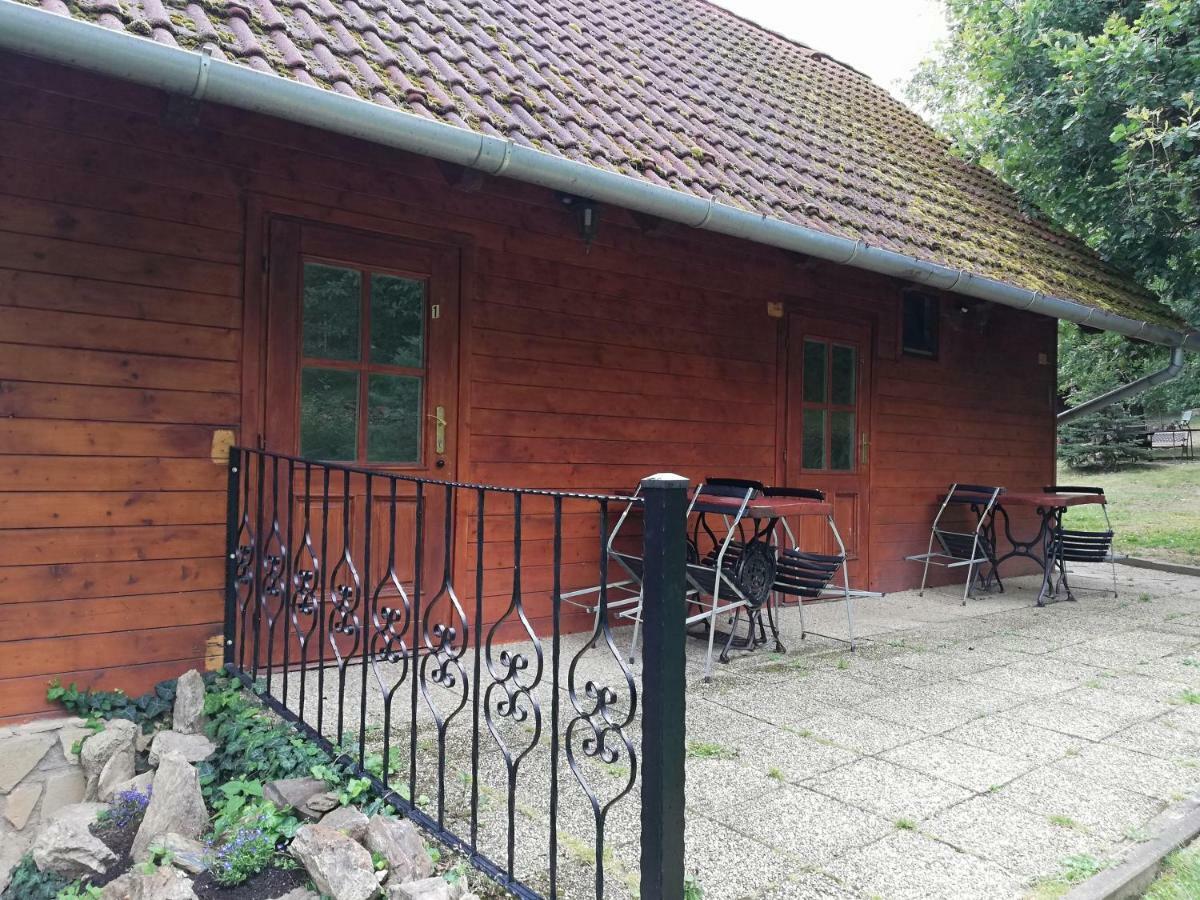 Mohas Vendeghaz Koszeg Mohas Ut 107 Hotell Eksteriør bilde