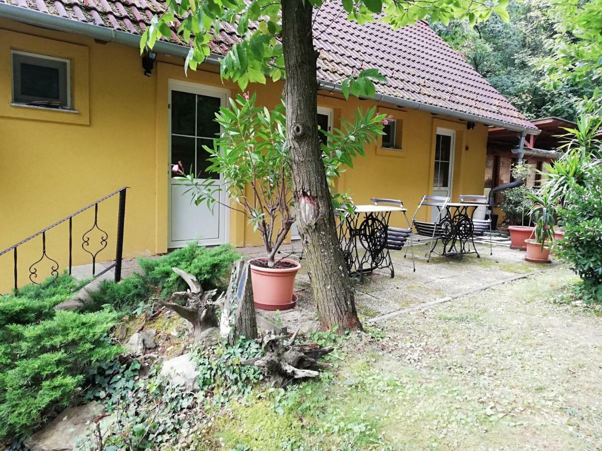 Mohas Vendeghaz Koszeg Mohas Ut 107 Hotell Eksteriør bilde